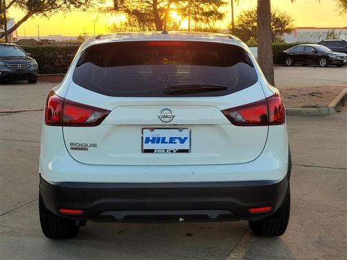 2017 Nissan Rogue Sport S