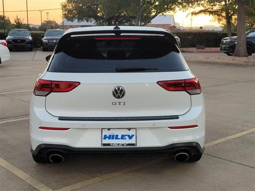 2022 Volkswagen Golf GTI 2.0T SE