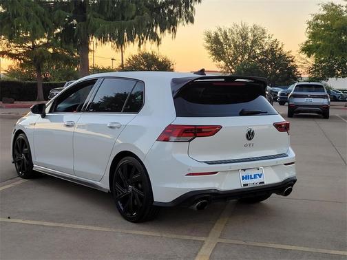 2022 Volkswagen Golf GTI 2.0T SE