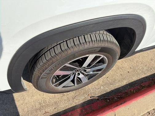 2023 Volkswagen Atlas 2.0T SE