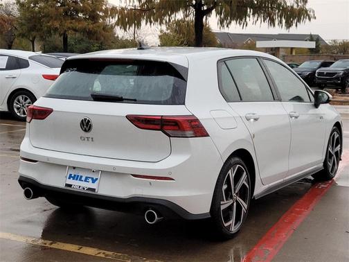 2026 Volkswagen Golf GTI SE