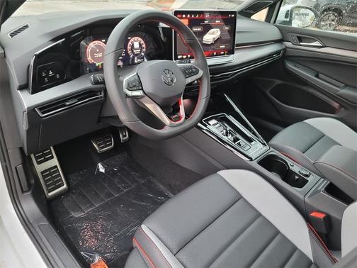 2026 Volkswagen Golf GTI SE