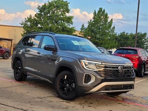 2025 Volkswagen Atlas 2.0T Peak Edition