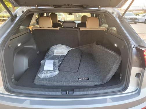 2025 Volkswagen Atlas Cross Sport 2.0T SE