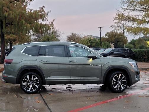 2026 Volkswagen Atlas 2.0T SEL Premium R-Line