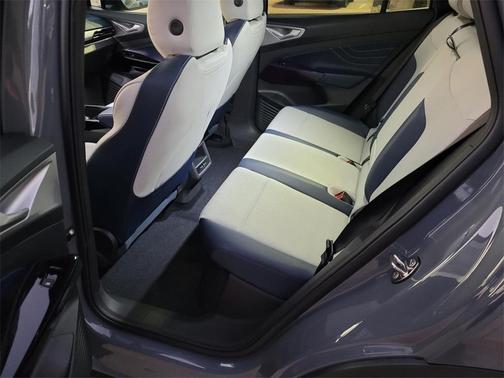 2025 Volkswagen ID.4 Pro