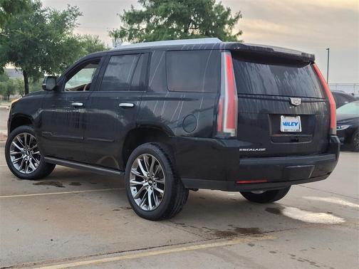 2020 Cadillac Escalade Platinum