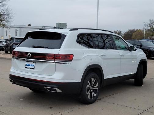 2026 Volkswagen Atlas 2.0T SE