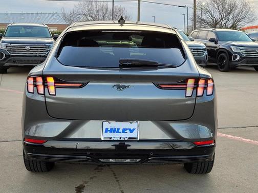 2021 Ford Mustang Mach-E Premium