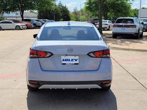 2024 Nissan Versa 1.6 SV