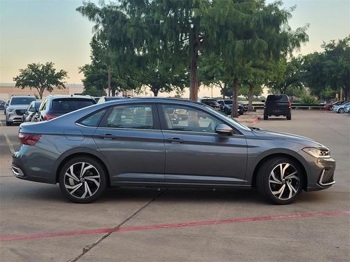 2025 Volkswagen Jetta 1.5T SEL