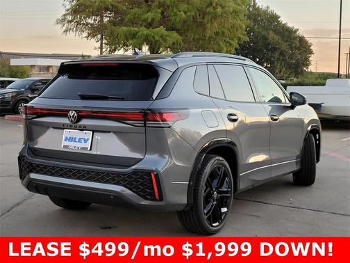 2026 Volkswagen Tiguan 2.0T SE R-Line Black