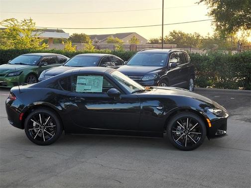 2025 Mazda MX-5 Miata RF Grand Touring