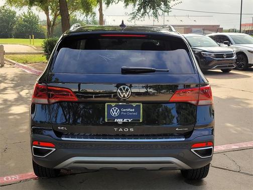 2024 Volkswagen Taos 1.5T SEL