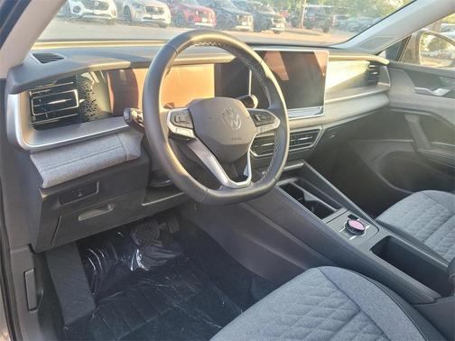 2025 Volkswagen Tiguan 2.0T S