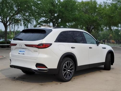 2025 Mazda CX-70 PHEV Premium Plus Package