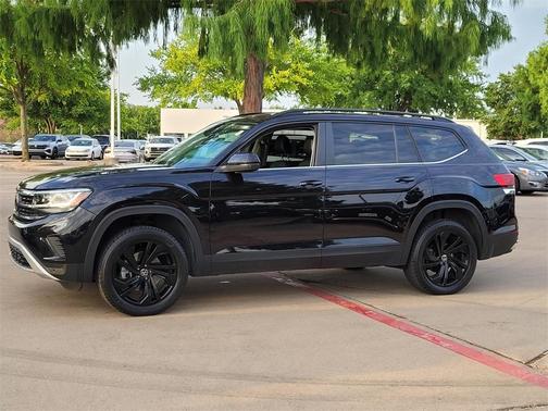 2022 Volkswagen Atlas 3.6L SE w/Technology