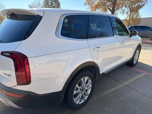 2020 Kia Telluride LX