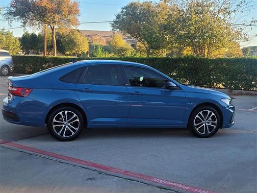 2025 Volkswagen Jetta 1.5T Sport