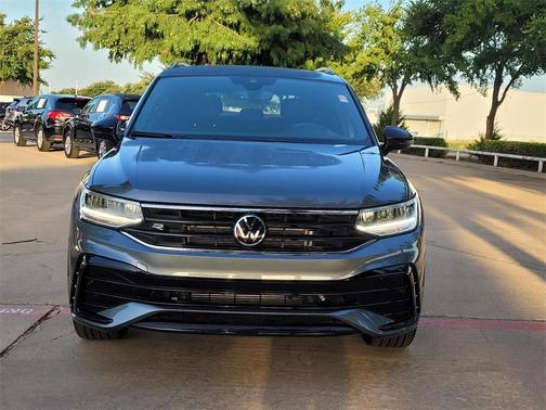 2024 Volkswagen Tiguan 2.0T SE R-Line Black