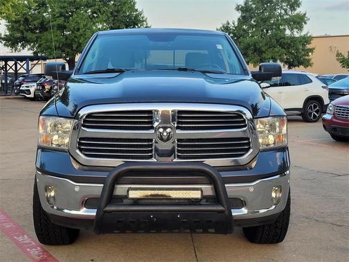 2016 RAM 1500 SLT