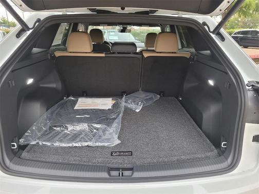 2026 Volkswagen Atlas Cross Sport 2.0T SE w/Technology