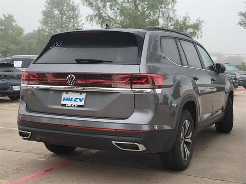 2025 Volkswagen Atlas 2.0T SE