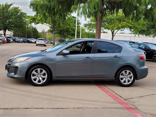 2013 Mazda Mazda3 i SV