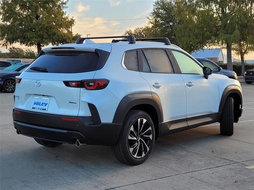 2026 Mazda CX-50 Premium Plus