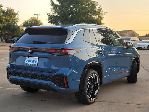 2025 Volkswagen Tiguan 2.0T SEL R-Line