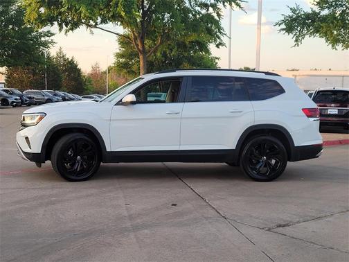 2022 Volkswagen Atlas 2.0T SE w/Technology