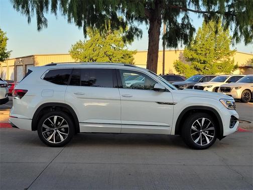 2025 Volkswagen Atlas 2.0T SEL Premium R-Line