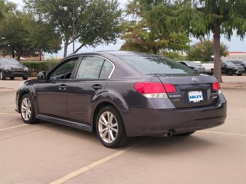 2013 Subaru Legacy 2.5i Premium