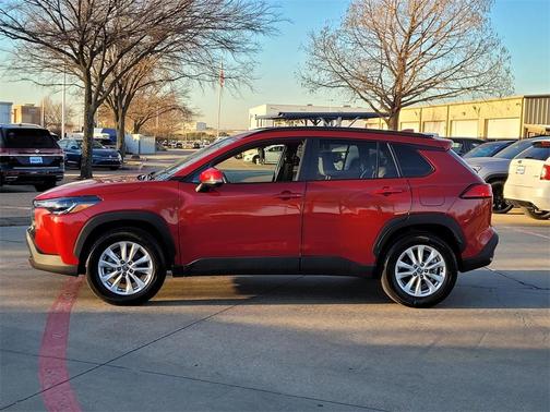 2022 Toyota Corolla Cross LE