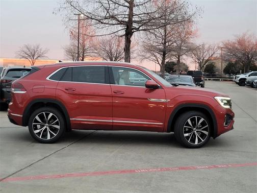 2025 Volkswagen Atlas Cross Sport 2.0T SEL Premium R-Line