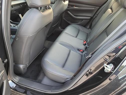 2025 Mazda Mazda3 FWD w/Preferred Package