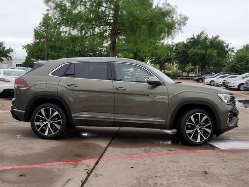 2025 Volkswagen Atlas Cross Sport 2.0T SEL Premium R-Line
