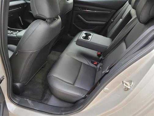 2025 Mazda Mazda3 FWD w/Preferred Package