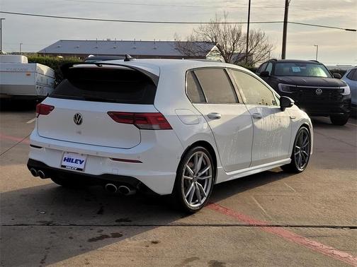 2024 Volkswagen Golf R 2.0T