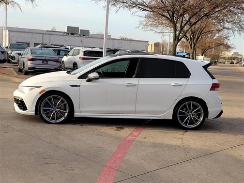2024 Volkswagen Golf R 2.0T