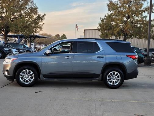 2020 Chevrolet Traverse LT Leather