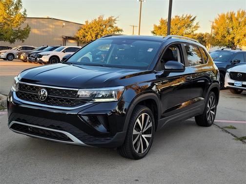 2024 Volkswagen Taos 1.5T SE