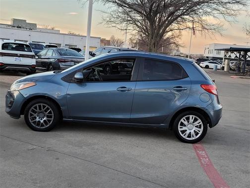2014 Mazda Mazda2 Sport