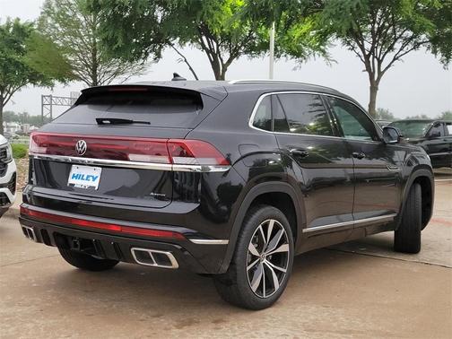 2025 Volkswagen Atlas Cross Sport 2.0T SEL Premium R-Line