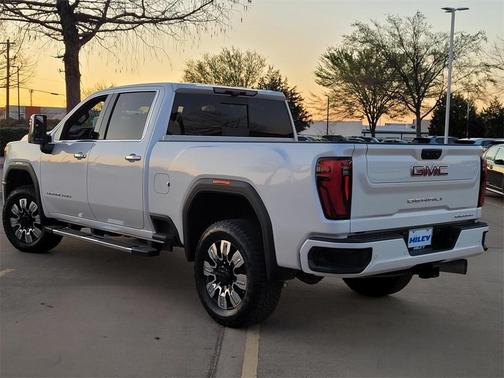 2024 GMC Sierra 2500 Denali