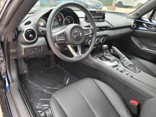 Deep Crystal Blue Mica 2026 Mazda MX-5 Miata Grand Touring