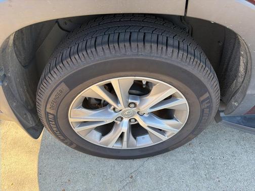 2015 Toyota Highlander LE