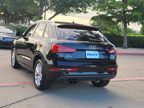 2017 Audi Q3 2.0T Premium