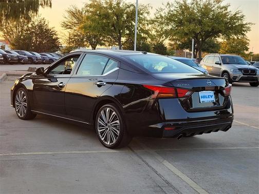 2023 Nissan Altima 2.5 SL