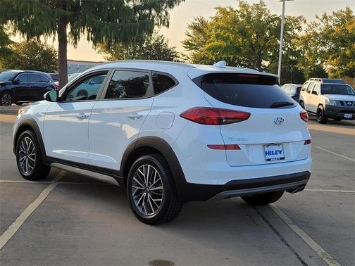 2021 Hyundai TUCSON SEL